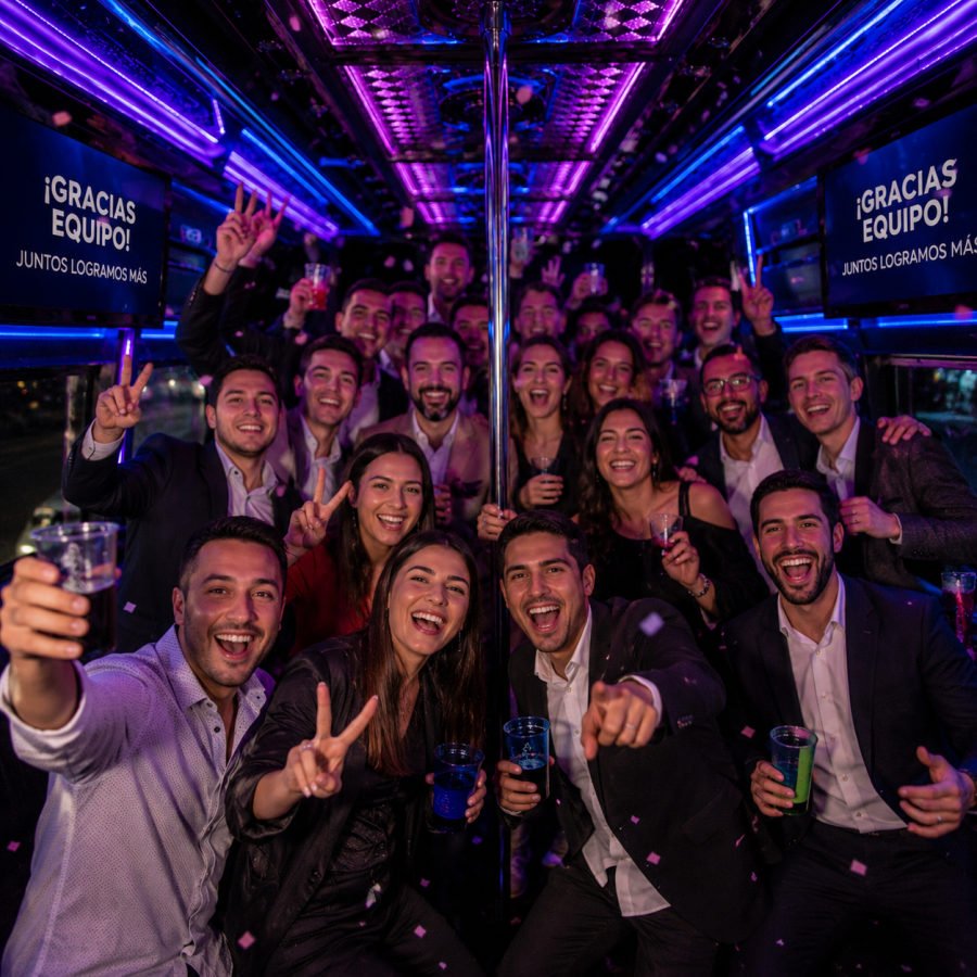 Evento de empresa en DiscoBus Santiago