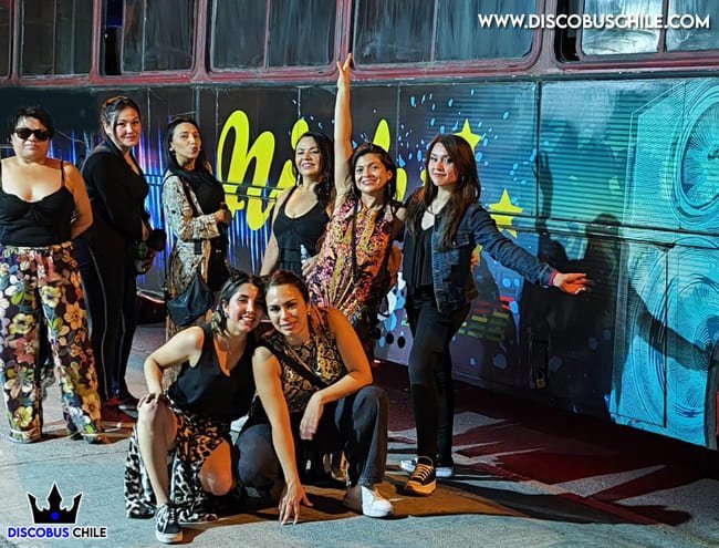Cómo reservar el DiscoBus en Santiago